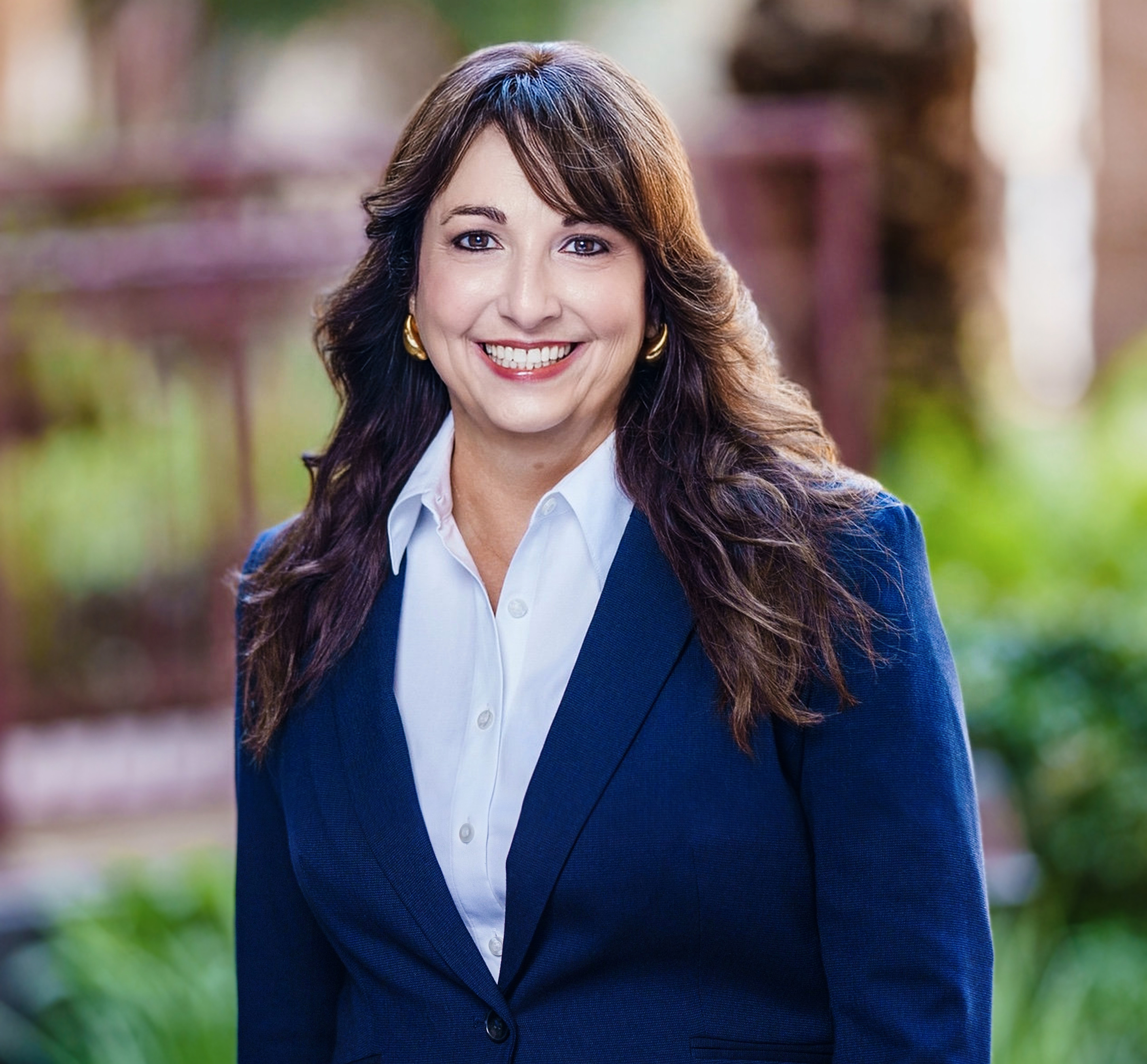 Lori McCarthy headshot