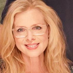 Debra Weber headshot